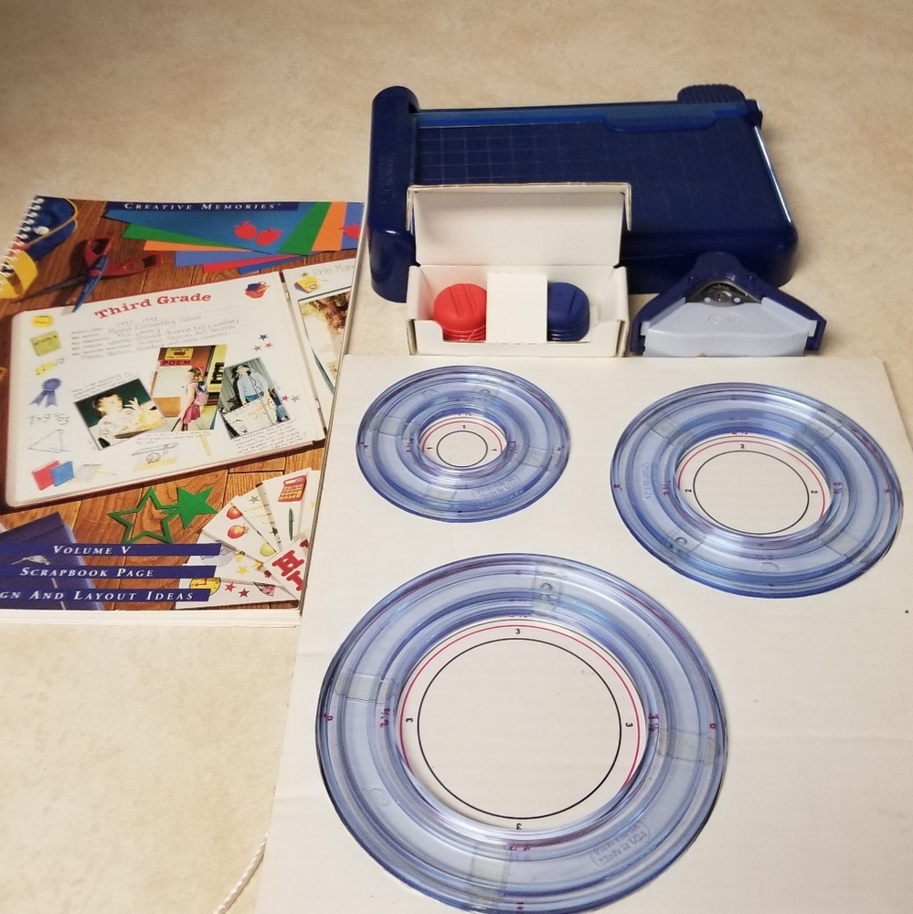 Craft tools for scrapbooking